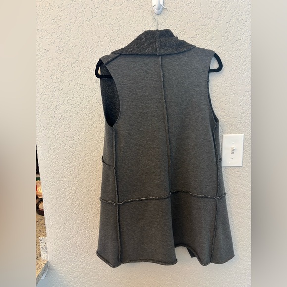 Altar'd State Grey Vest 🪻 - Picture 7 of 7